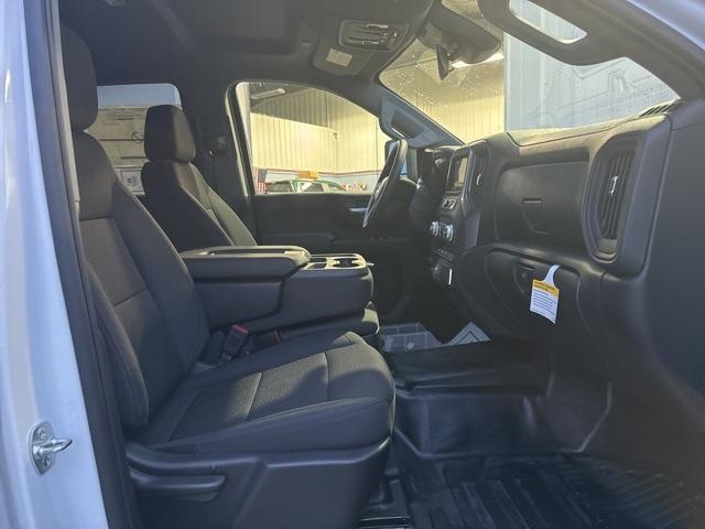 Photo of 2025 Summit White GMC Sierra 3500