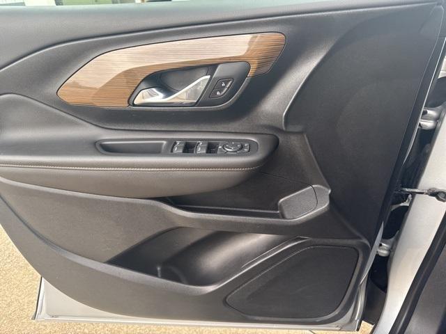 Photo of 2020 Quicksilver Metallic GMC Terrain