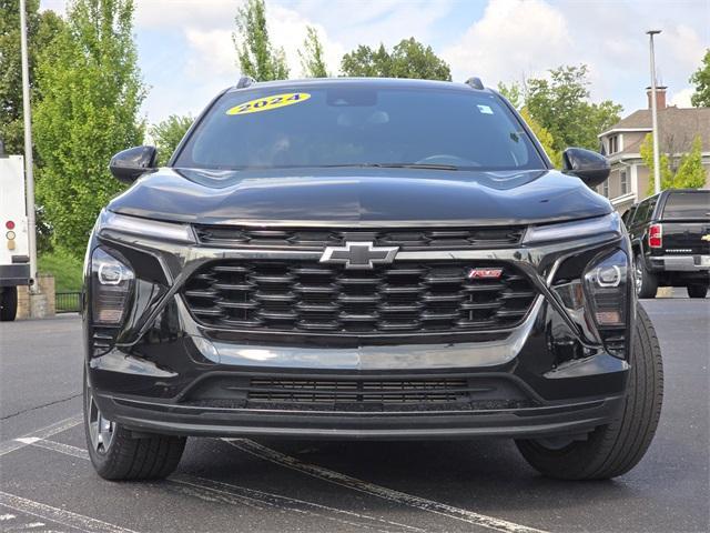 Photo of 2024 Mosaic Black Metallic Chevrolet Trax