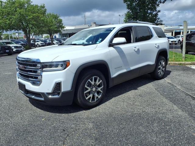 Photo of 2023 Summit White GMC Acadia