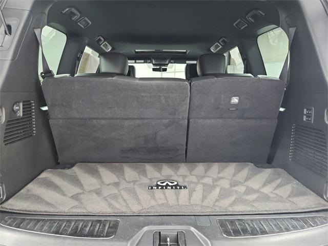 Photo of 2022 Coulis Red INFINITI QX80