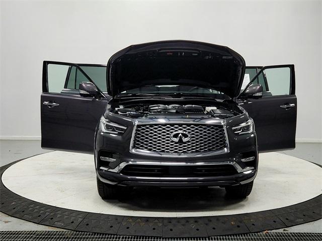 Photo of 2024 Anthracite Gray INFINITI QX80