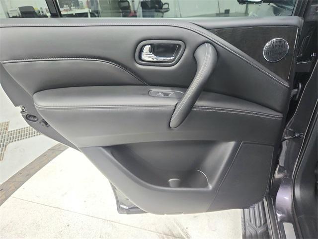 Photo of 2024 Anthracite Gray INFINITI QX80