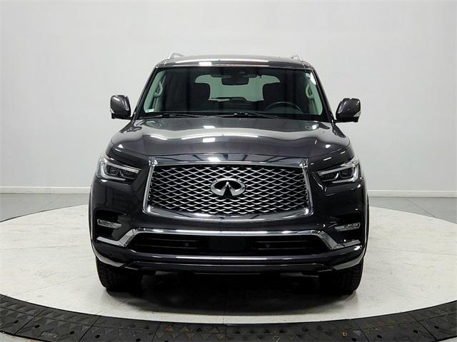 Photo of 2024 Anthracite Gray INFINITI QX80