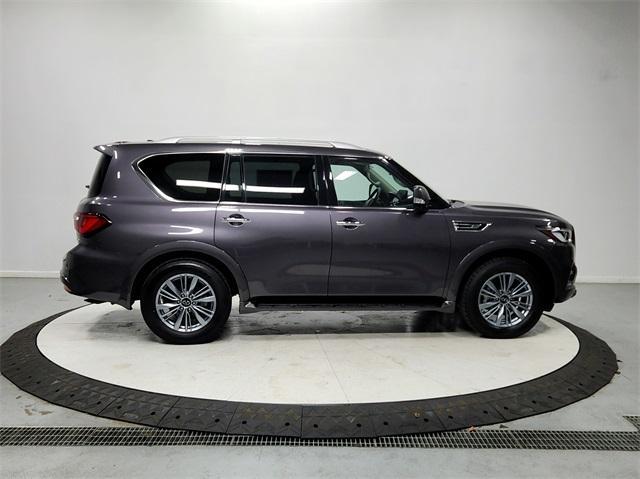 Photo of 2024 Anthracite Gray INFINITI QX80