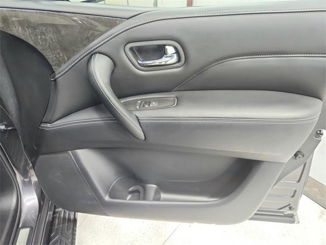 Photo of 2024 Anthracite Gray INFINITI QX80