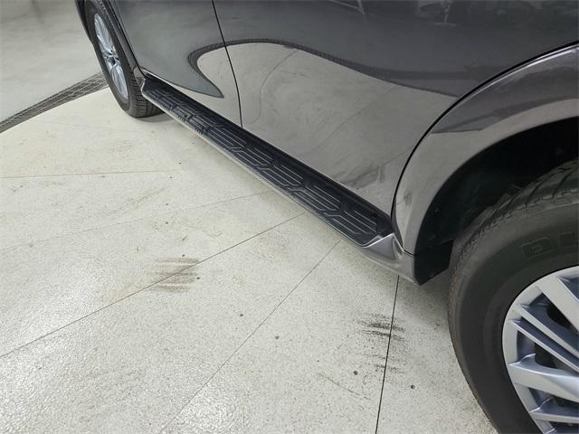 Photo of 2024 Anthracite Gray INFINITI QX80