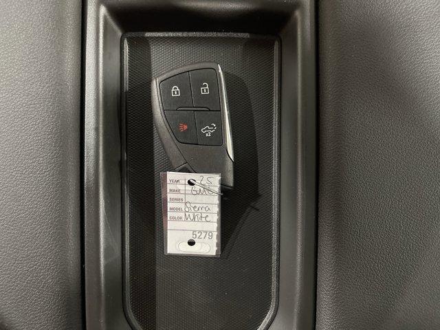 Photo of 2025 Summit White GMC Sierra 1500