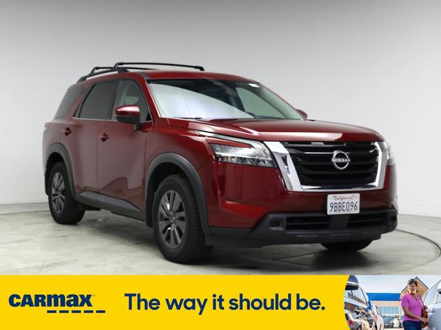 2022 Nissan Pathfinder