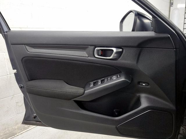 Photo of 2022 Gray Honda Civic