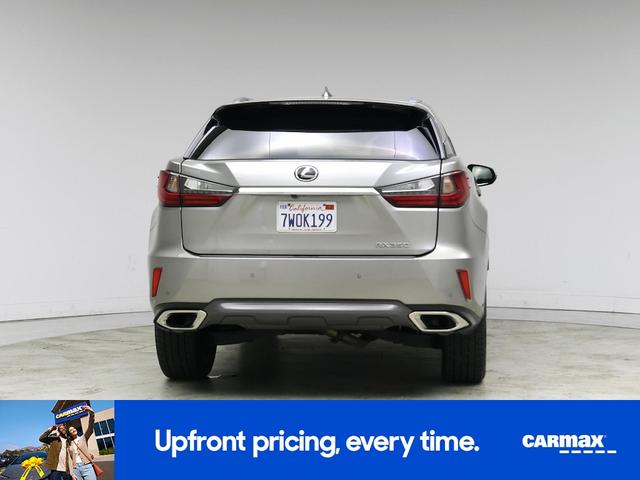 Photo of 2017 Silver Lexus RX 350