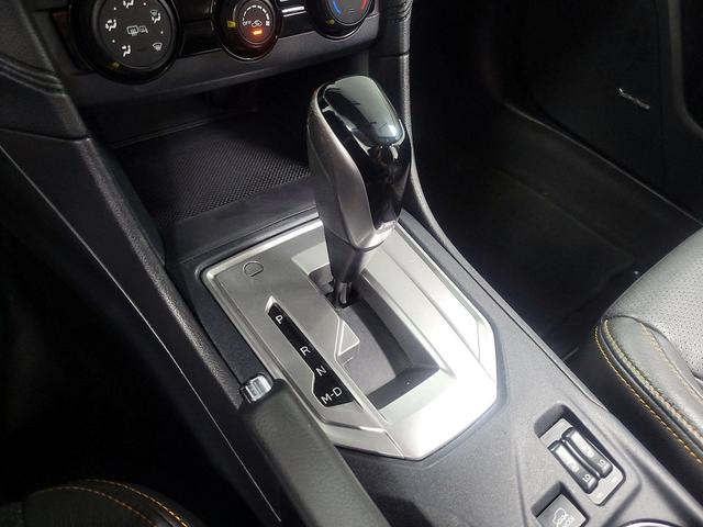 Photo of 2018 White Subaru Crosstrek