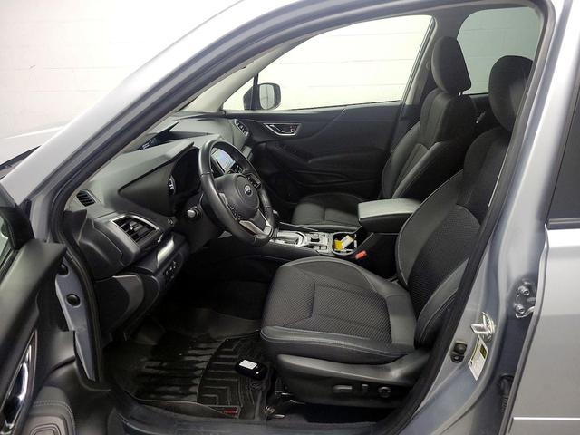 Photo of 2022 Silver Subaru Forester