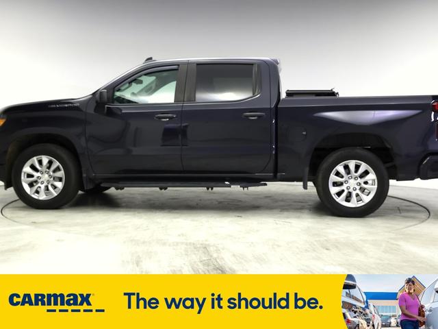 Photo of 2022 Black Chevrolet Silverado 1500