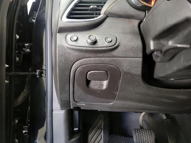 Photo of 2019 Black Chevrolet Trax