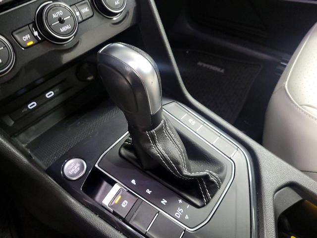 Photo of 2021 Blue Volkswagen Tiguan