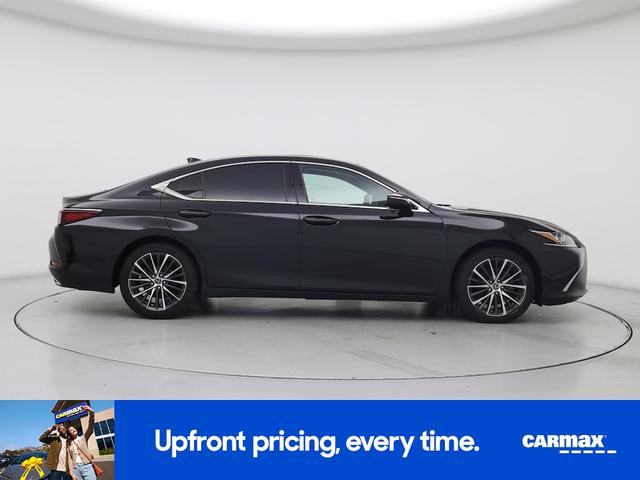 Photo of 2024 Black Lexus ES 350