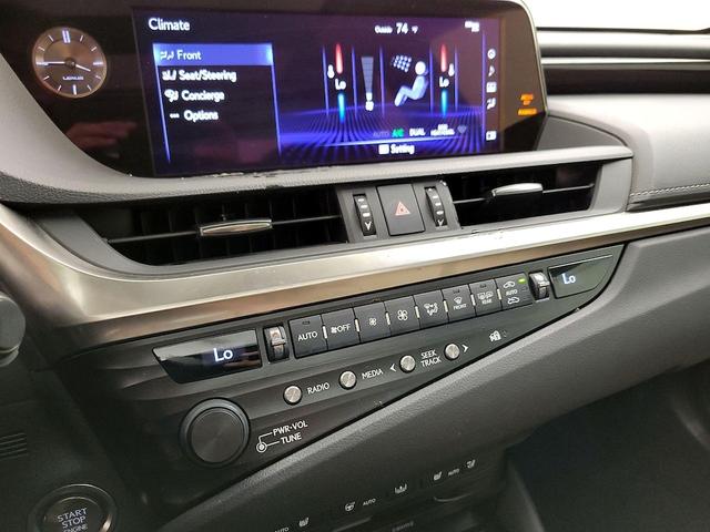 Photo of 2019 Green Lexus ES 350