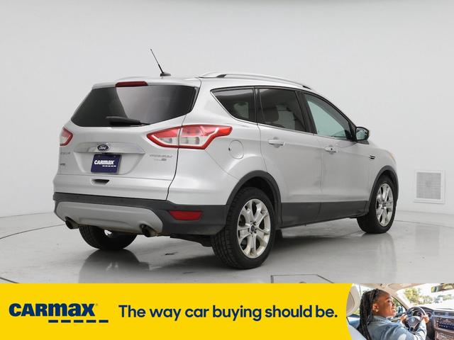 Photo of 2016 Silver Ford Escape