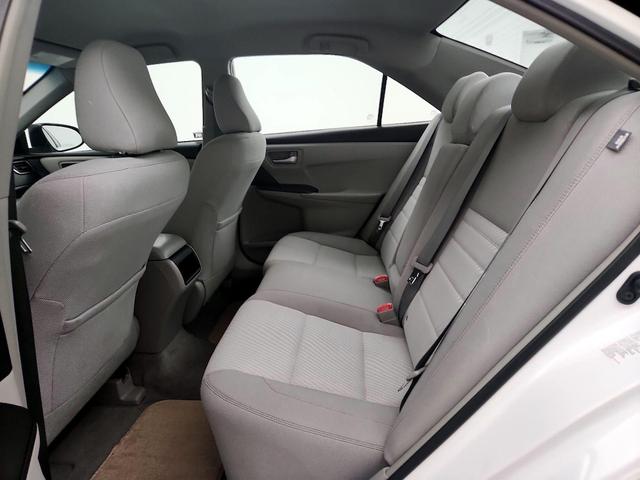 Photo of 2017 White Toyota Camry