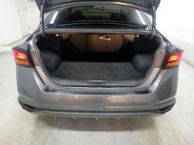 Photo of 2019 Gray Nissan Altima