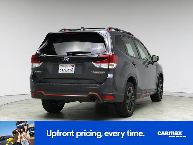 Photo of 2021 Gray Subaru Forester