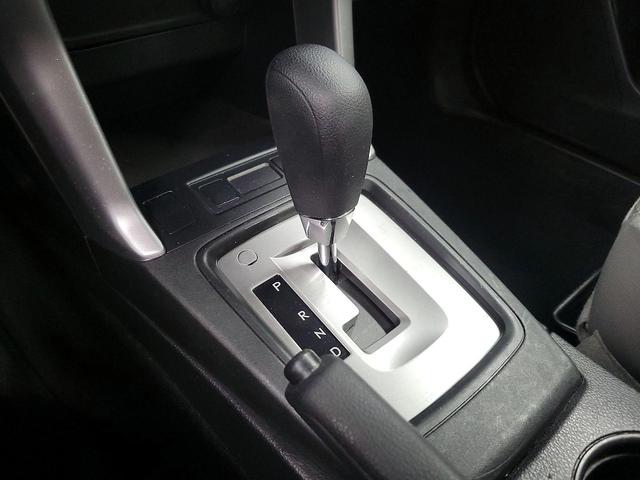 Photo of 2014 Pearl Subaru Forester