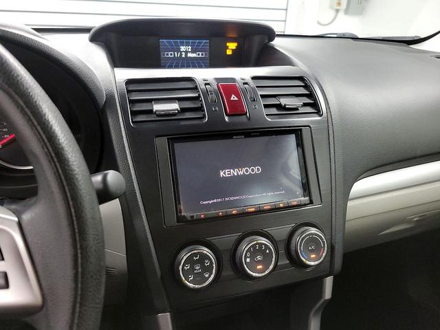 Photo of 2014 Pearl Subaru Forester