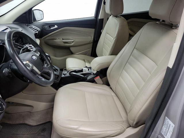 Photo of 2016 Silver Ford Escape