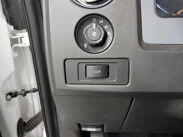 Photo of 2014 White Ford F-150