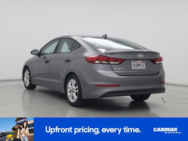 Photo of 2018 Gray Hyundai ELANTRA