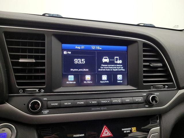 Photo of 2018 Gray Hyundai ELANTRA