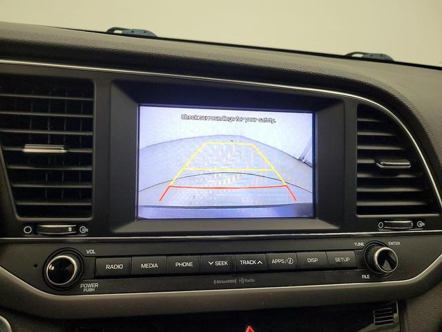 Photo of 2018 Gray Hyundai ELANTRA