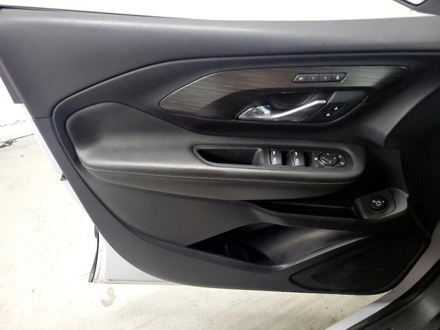 Photo of 2023 White GMC Terrain