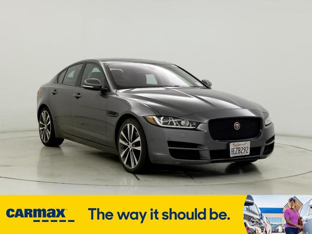 2018 Jaguar XE