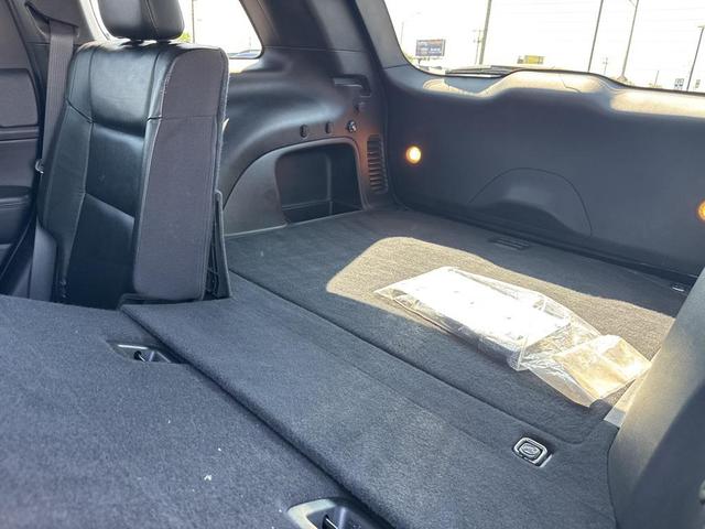 Photo of 2021 Pacific Blue Clearcoat Jeep Grand Cherokee