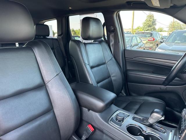Photo of 2021 Pacific Blue Clearcoat Jeep Grand Cherokee