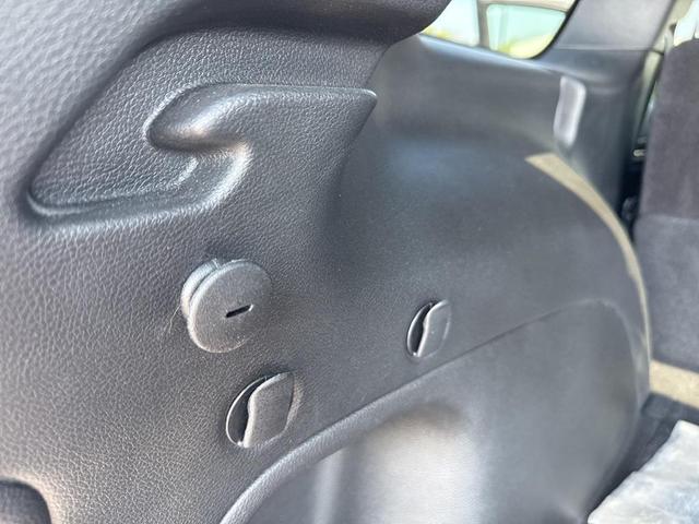 Photo of 2021 Pacific Blue Clearcoat Jeep Grand Cherokee