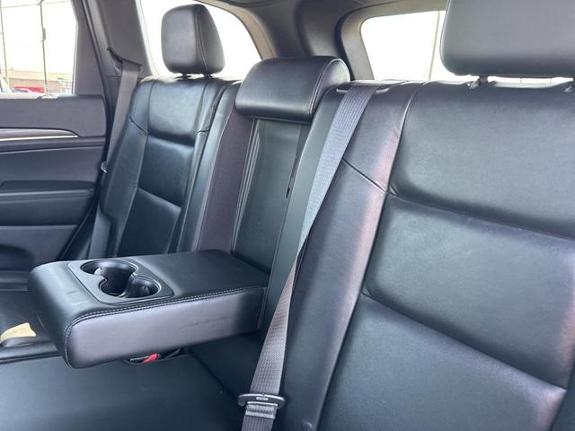 Photo of 2021 Pacific Blue Clearcoat Jeep Grand Cherokee