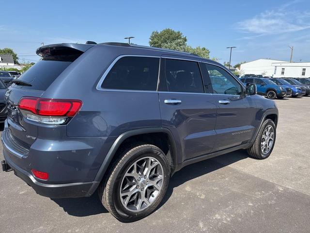 Photo of 2021 Pacific Blue Clearcoat Jeep Grand Cherokee