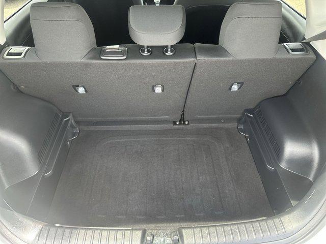 Photo of 2024 Clear White/Black Roof Kia Soul