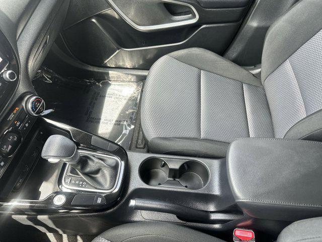 Photo of 2024 Clear White/Black Roof Kia Soul