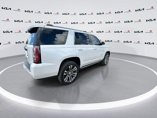 Photo of 2019 White Frost Tricoat GMC Yukon