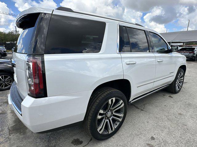 Photo of 2019 White Frost Tricoat GMC Yukon