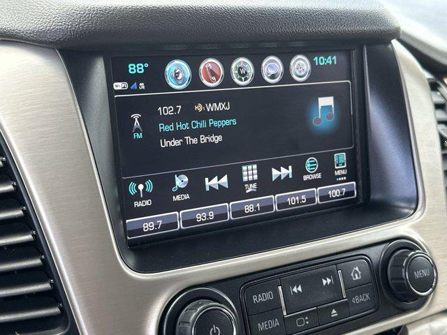 Photo of 2019 White Frost Tricoat GMC Yukon