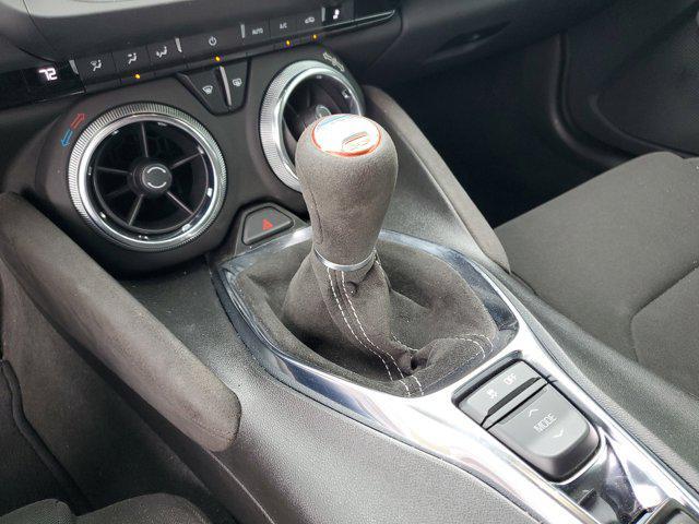 Photo of 2023 Summit White Chevrolet Camaro