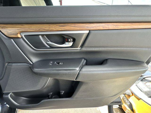 Photo of 2020 Crystal Black Pearl Honda CR-V