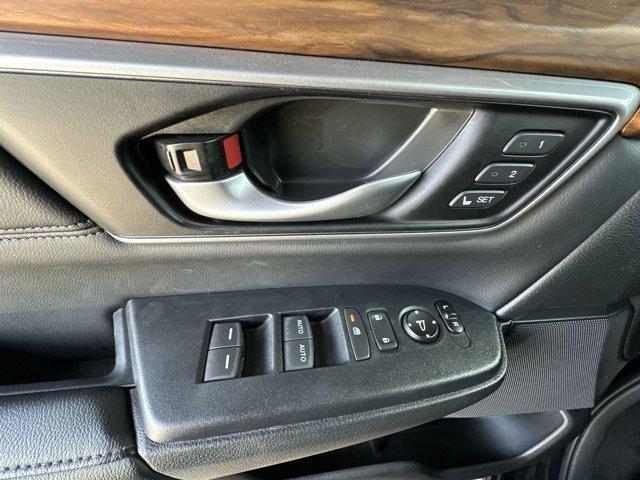 Photo of 2020 Crystal Black Pearl Honda CR-V