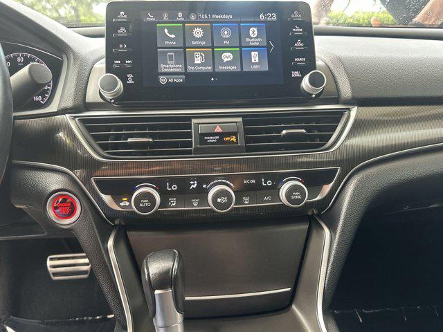 Photo of 2022 Platinum White Pearl Honda Accord