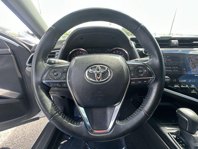 Photo of 2019 Pearl Toyota Camry